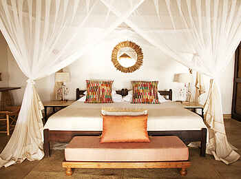 Azura Quilalea: Doppelbett Azura Quilalea: Doppelbett