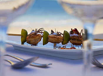 Azura Quilalea: Garnelenspieß Azura Quilalea: Garnelenspieß