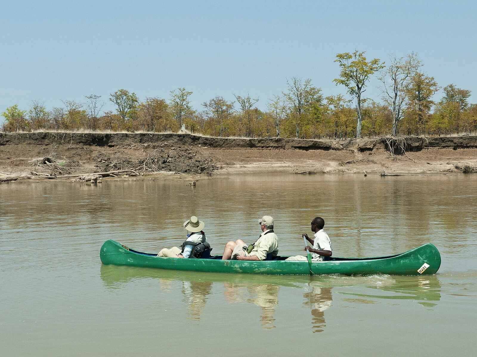 Kalamu Lagoon Camp: Kanuausflug am Starbed Camp Kalamu Lagoon Camp: Kanuausflug am Starbed Camp
