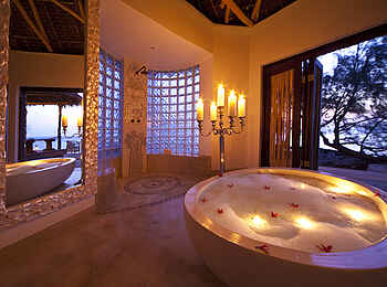 Azura Quilalea: Badezimmer in der Villa Quilalea Azura Quilalea: Badezimmer in der Villa Quilalea