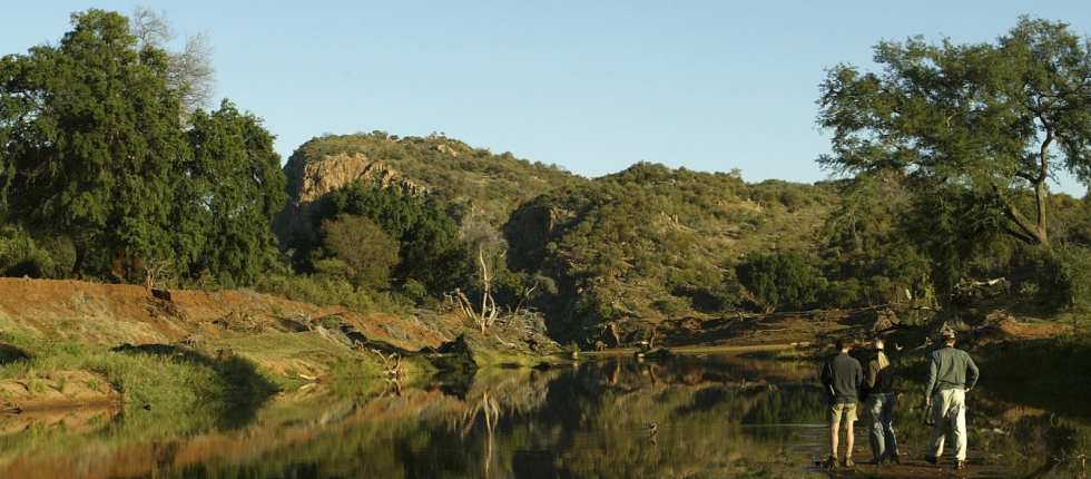 Kruger Nationalpark, Pafuri Camp, Wilderness Safaris, Ausflug, Flussbett, Luvuvhu River, afrikarma, afrikarma.de