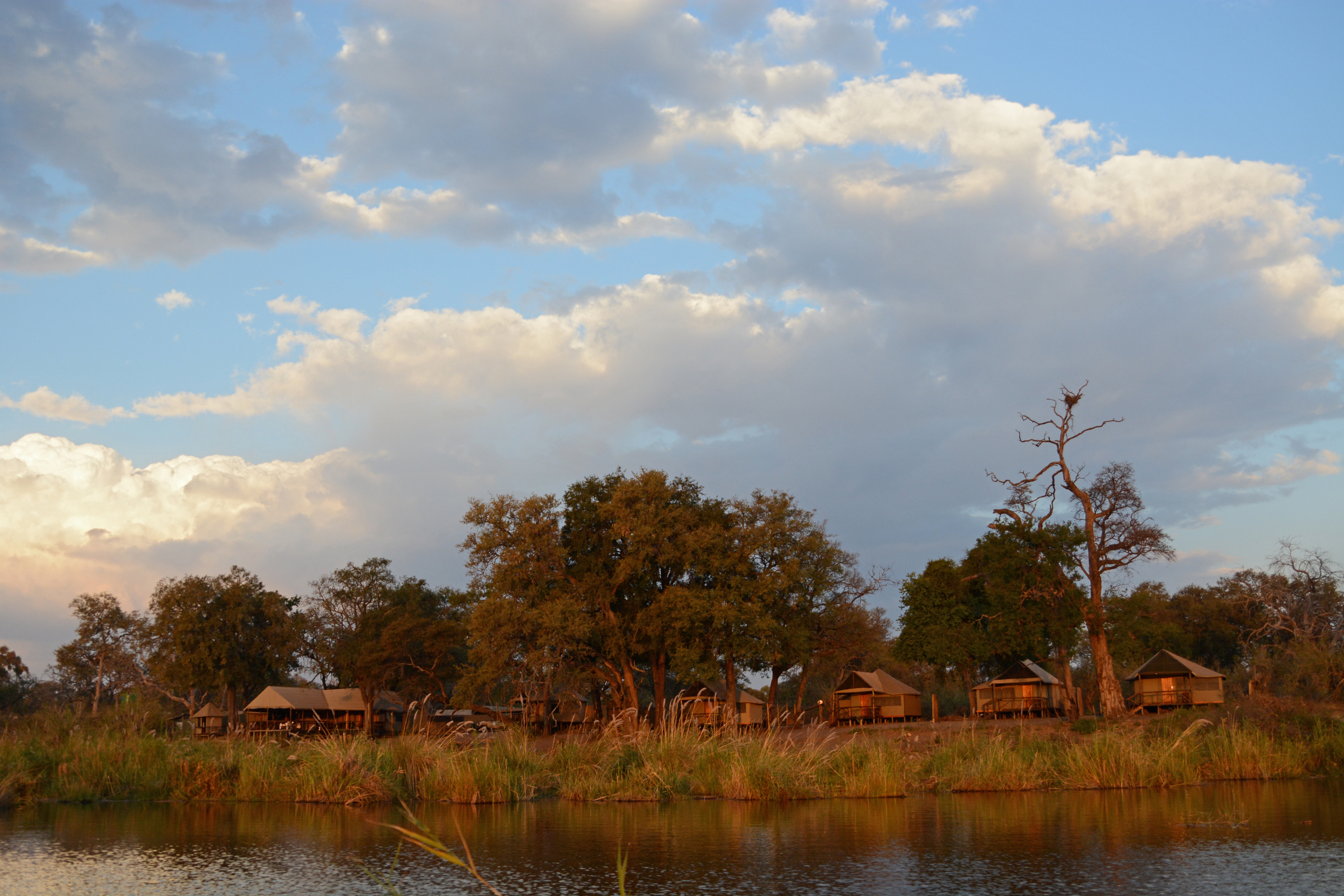 Camp Linyanti, Chobe National Park, Footsteps in Africa, Linyanti-Sümpfe, Gästezelt, Lage, Afrikarma, Afrikarma Safaris, Afrikarma Safaris - Wildnis. Hautnah., Afrikarma.de