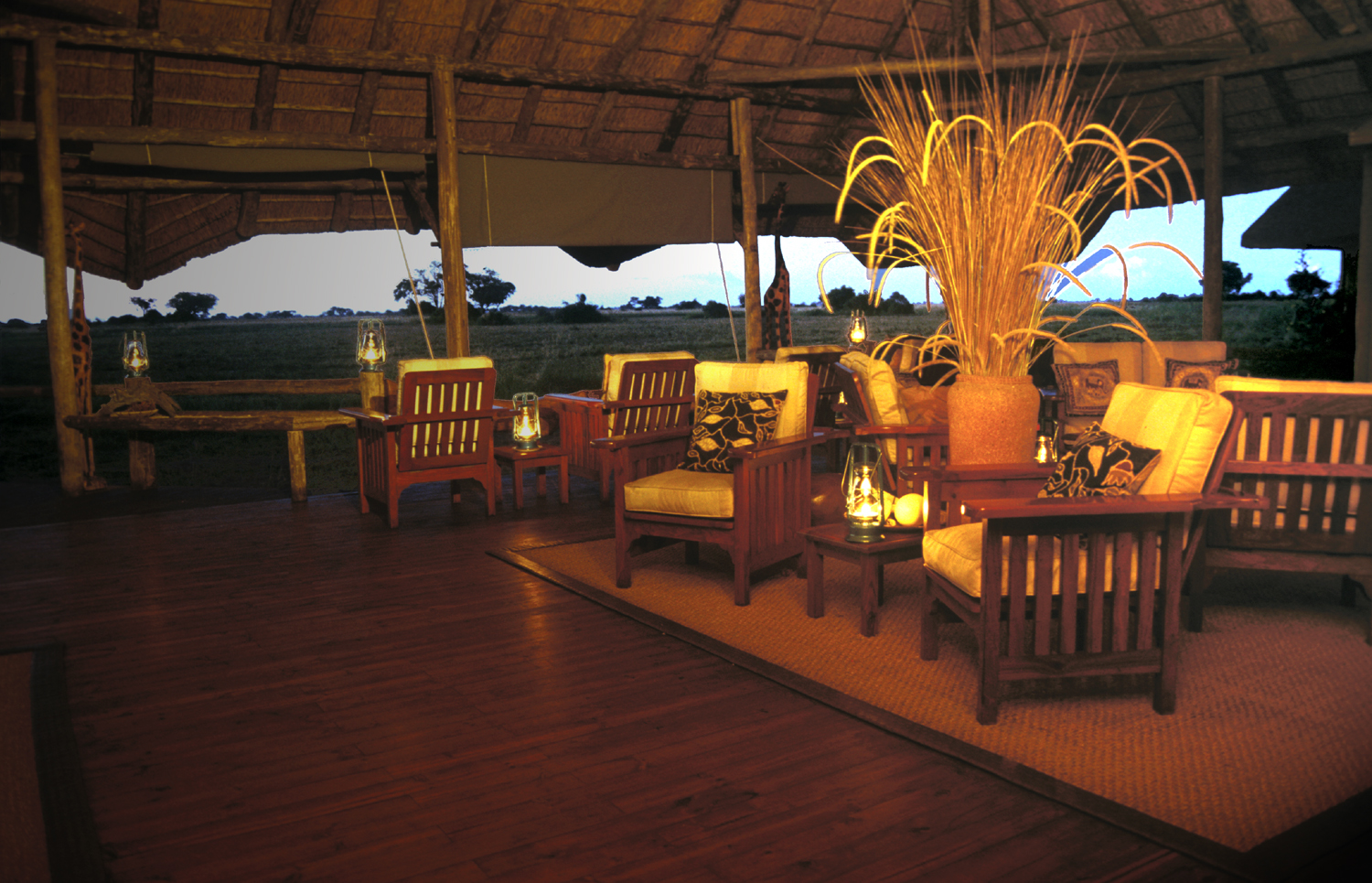 Cuando River, Kwando River, Kwando Safaris, Lebala Camp, Linyanti-Sümpfe, NG 14, Lounge, Sessel, Sitzgruppe, Sofa, Afrikarma, Afrikarma Safaris, Afrikarma.de