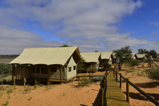 Ta Shebube Polentswa: Der Weg zu den Gästeunterkünften