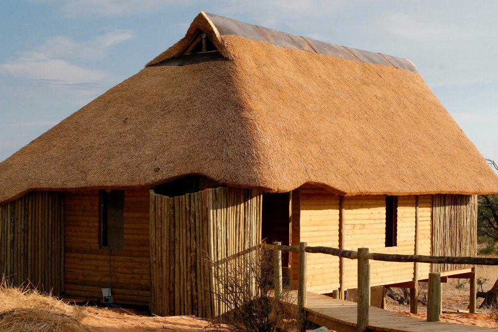 Rooiputs Lodge: Zugang zu einem Gästechalet