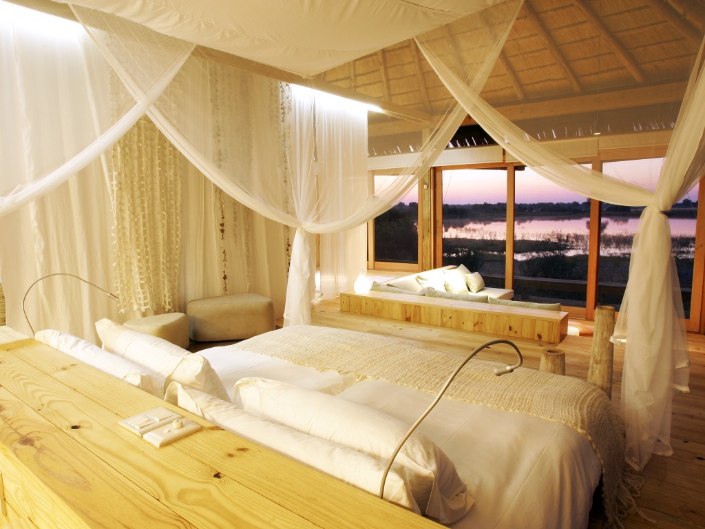 Doppelbett, Himmelbett, Khianadiandavhu, Kwedi Community Trust, Moanachira, NG 22, Okavango-Delta, Vumbura Plains