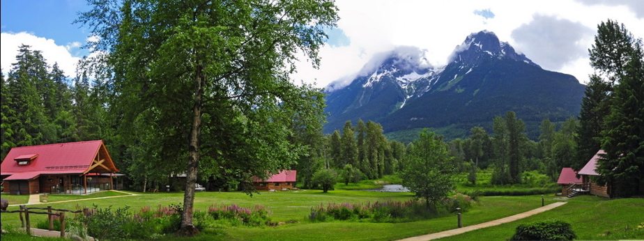 British Columbia, Kanada, Tweedsmuir, Tweedsmuir Park Lodge, Gelände, Haupthaus, Lage, Lodge, Umgebung, Natur, Bella Coola, Afrikarma, Afrikarma Safaris, Afrikarma Safaris - Wildnis. Hautnah., Afrikarma.de