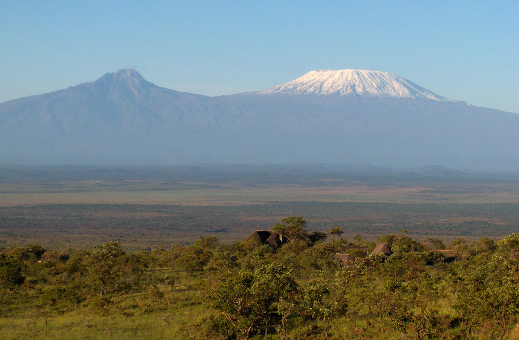 Campi ya Kanzi Lodge: Lodge vor Kilimandscharo