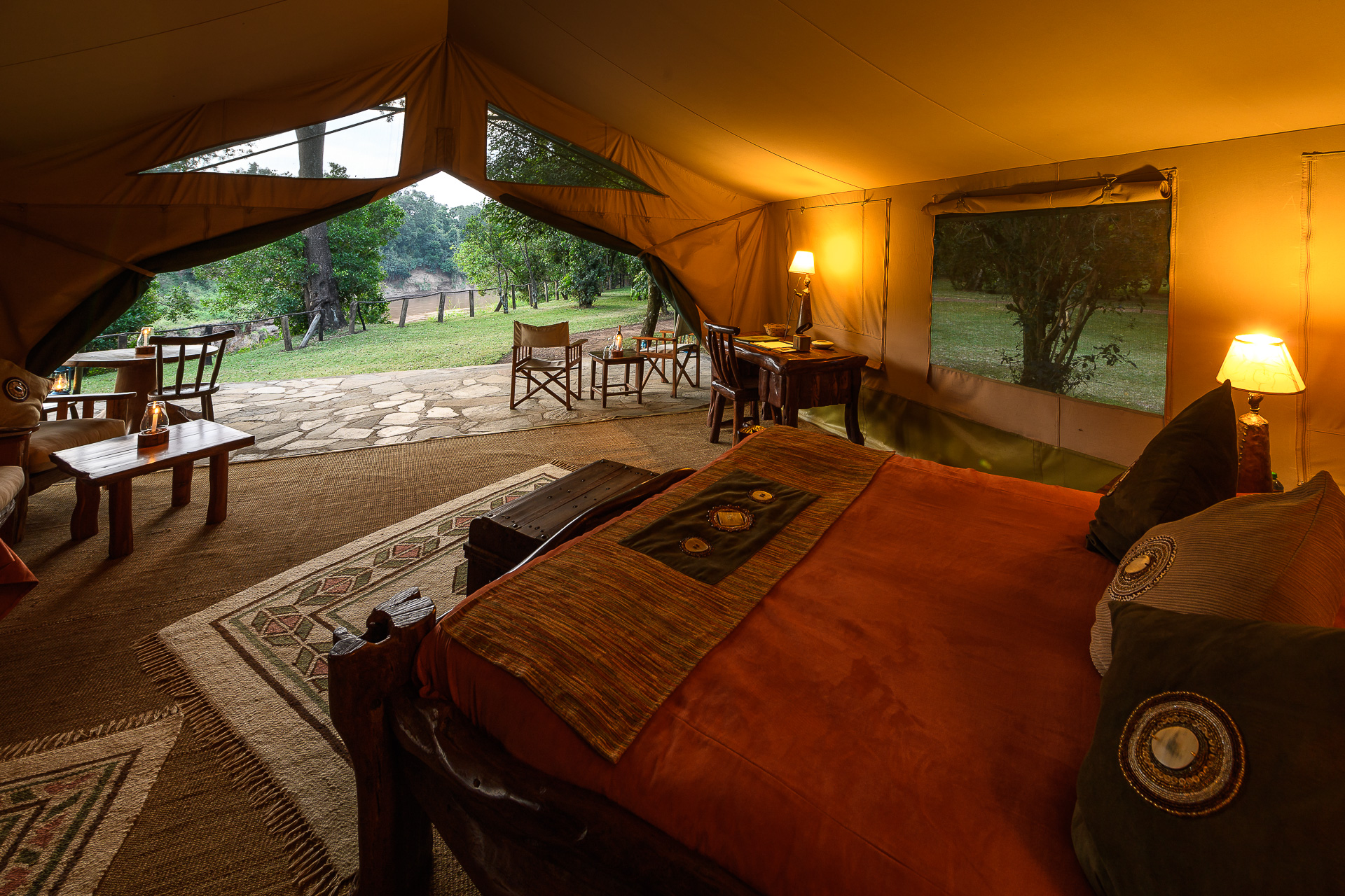 Governors' Camp Collection, Governors' Il Moran Camp, Kenia, Luxus, Masai Mara, Gästeunterkünfte, Afrikarma, Afrikarma Safaris, Afrikarma Safaris - Wildnis. Hautnah., afrikarma.de