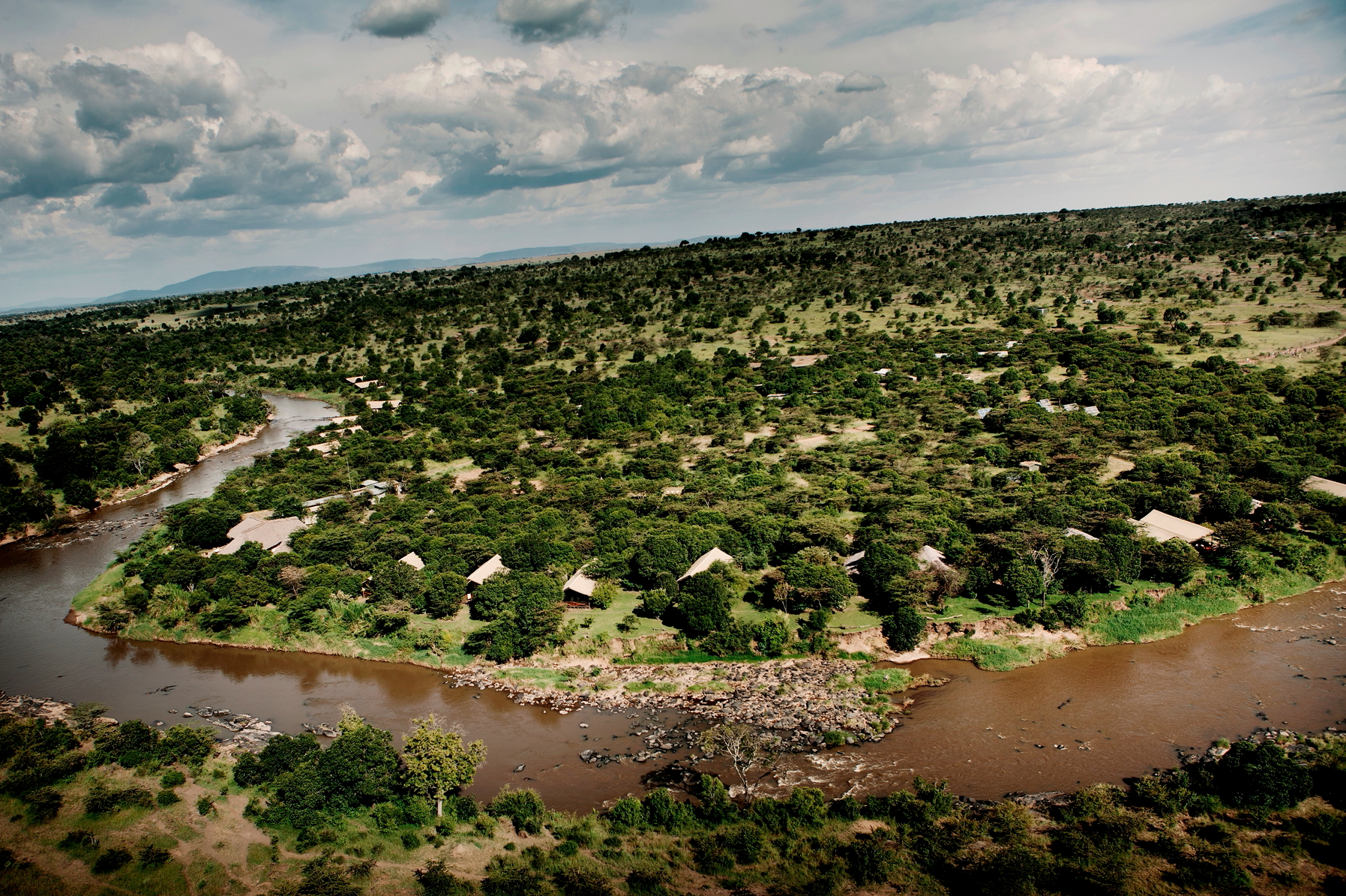Karen Blixen Camp, Mara North Conservancy, Mara River, Massai, Massai Mara, Blick, Gesamtansicht, Landschaft, Luftbild, Afrikarma Safaris, Afrikarma Safaris - Wildnis. Hautnah., Afrikarma.de