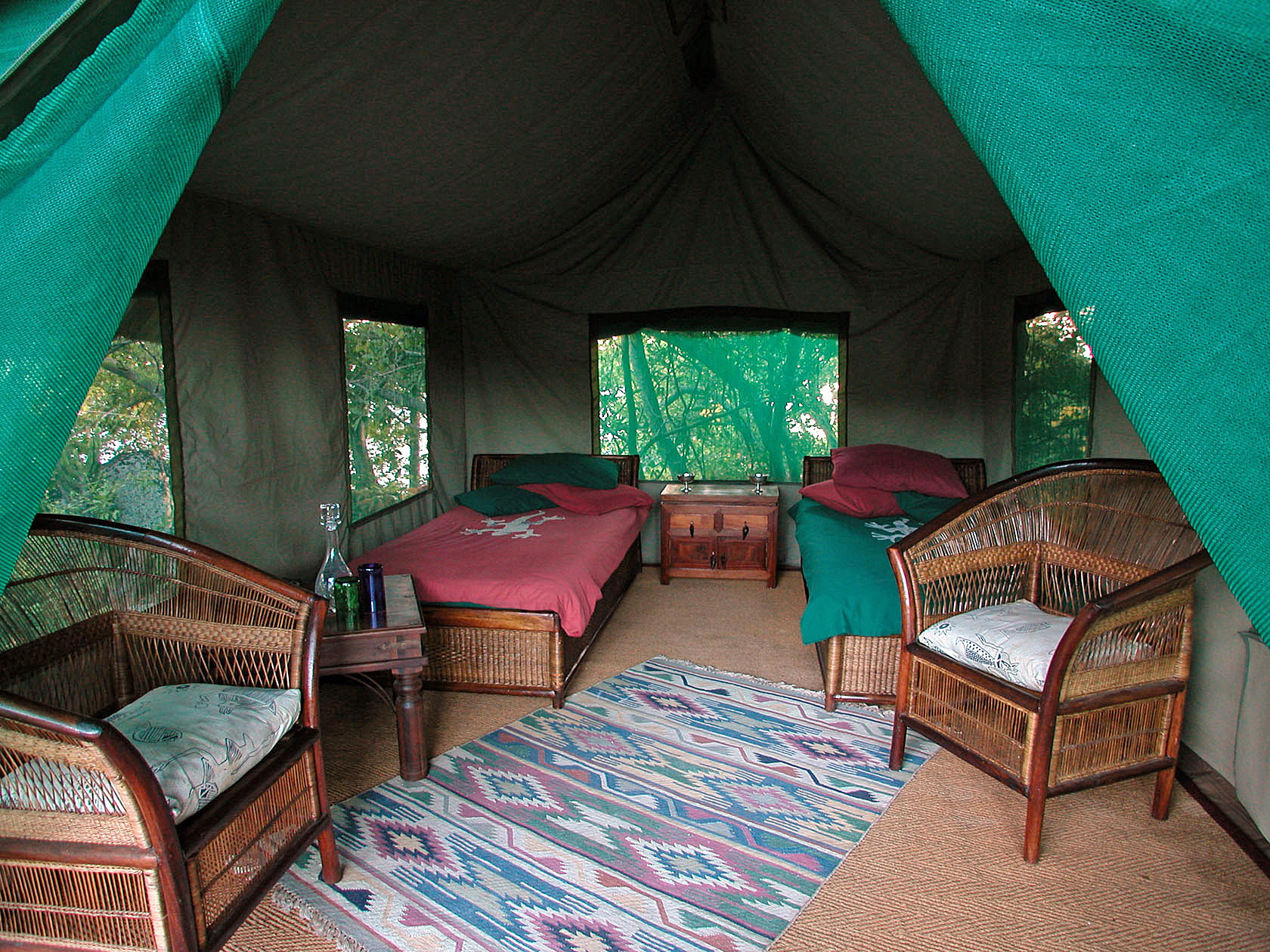 Granitfelsen, Granitinsel, Insel, Lake Malawi, Malawisee, Mumbo Island Camp, Gästezelt, Sessel, Afrikarma, Afrikarma.de, Wilderness Safaris, Wilderness Adventure Camp