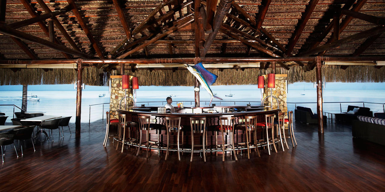 Indigo Bay Island Resort, Rani Resorts, Bar, Clube Naval, Deck, afrikarma, afrikarma Safaris, afrikarma.de, anantara bazaruto, anantara bazaruto island resort, anantara bazaruto island resort and spa, anatara, bazaruto, bazaruto island