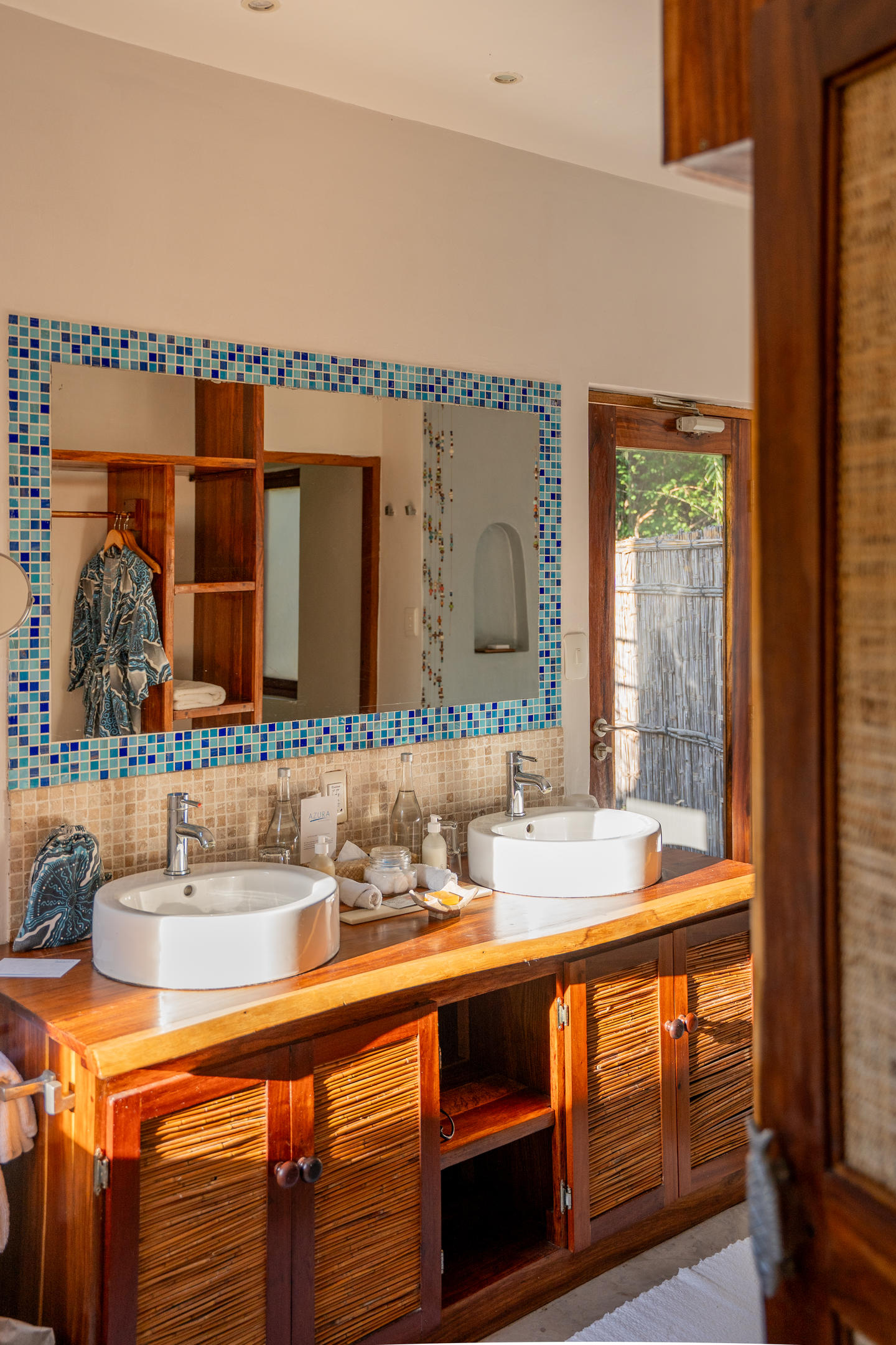 Azura Benguerra Island Retreat: Beach Villa Bad