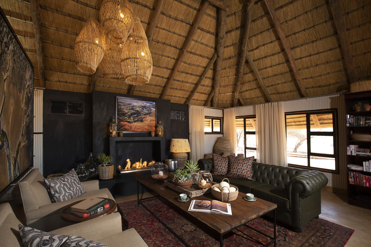 Kwessi Dunes Lodge: Lounge