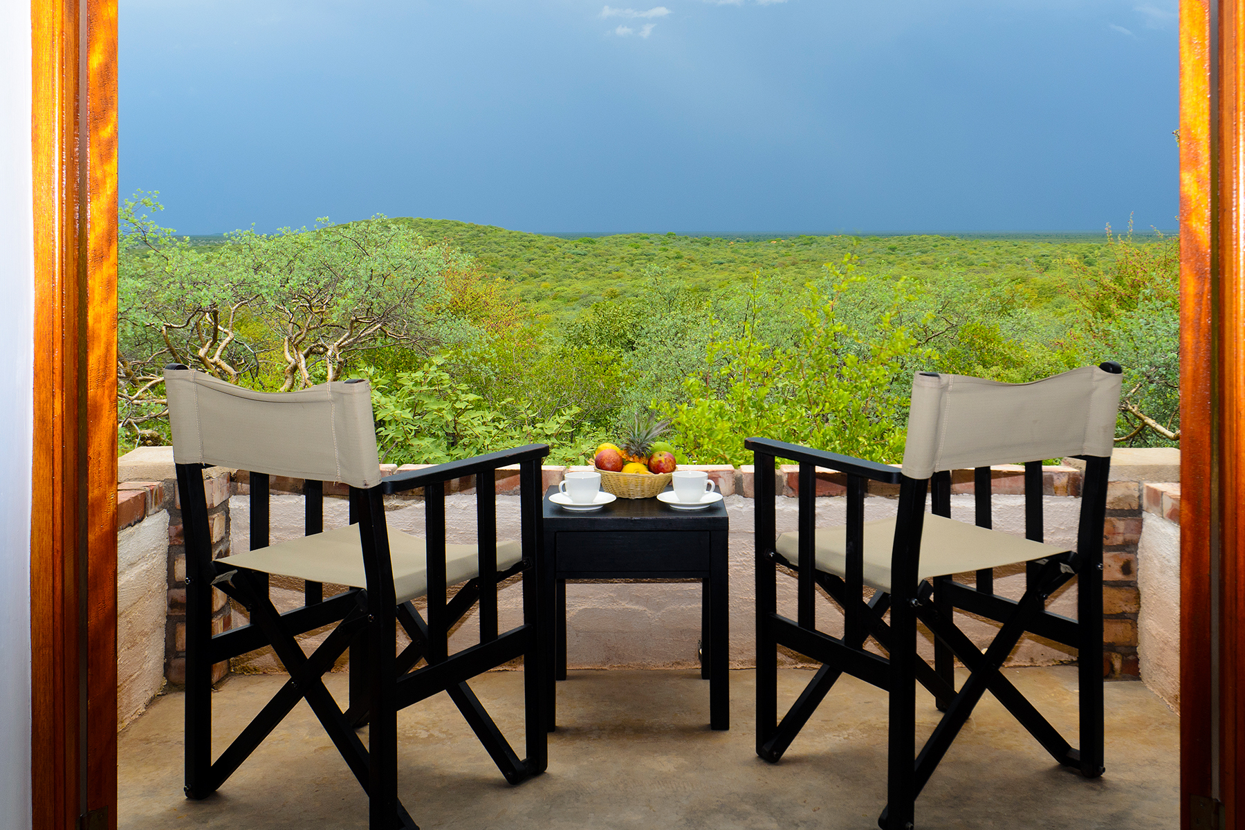 Etosha Nationalpark, Etosha Safari Lodge, Gondwana Collection, Ausblick, Chalet, Terrasse, Unterkunft, Afrikarma, Afrikarma Safaris, Afrikarma Safaris – Wildnis. Hautnah., afrikarma.de