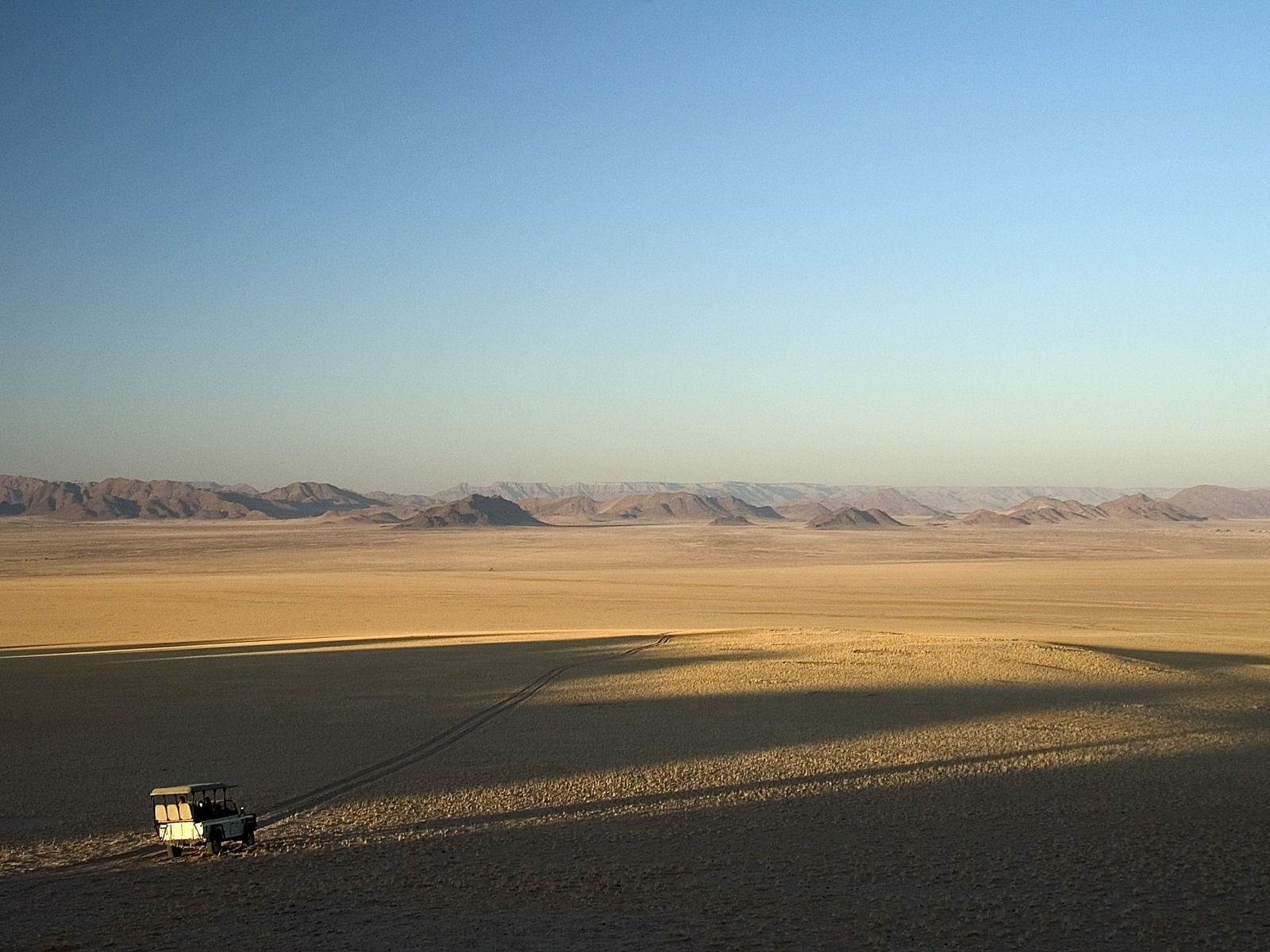Little Kulala: Endlose Weiten der Wüstenebene