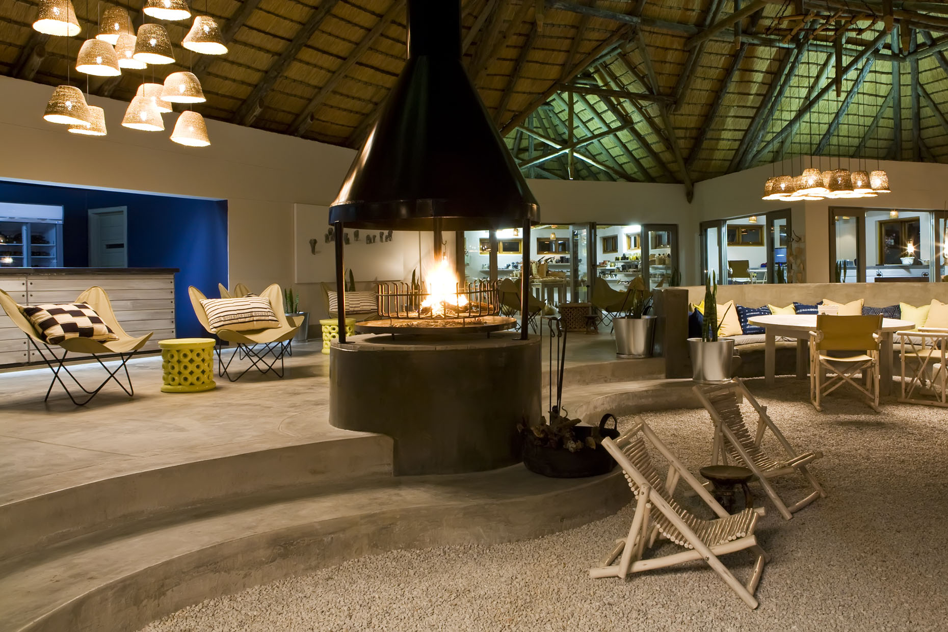 Mushara Bush Camp: Kaminfeuer