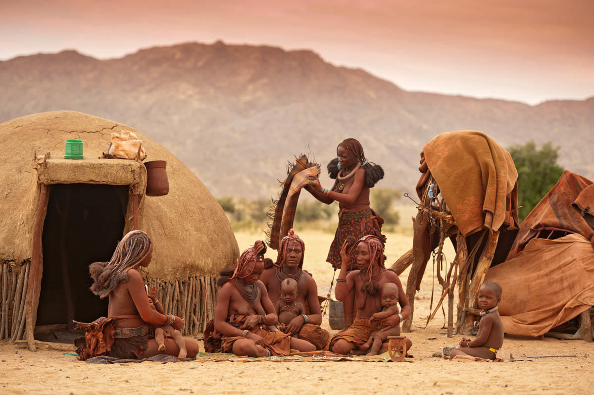 Okahirongo Elephant Lodge: Ein traditionelles Himba Dorf