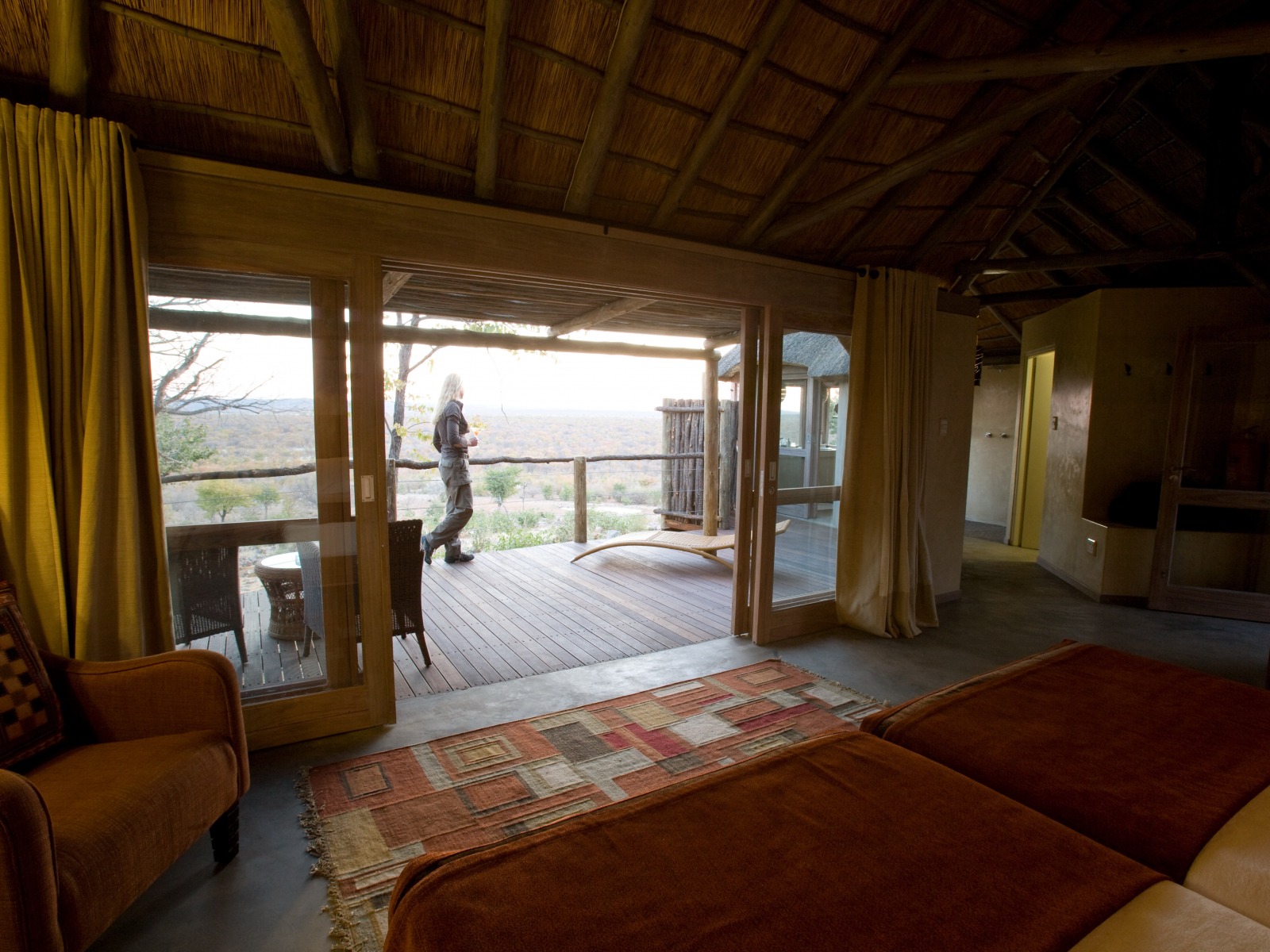Ongava Lodge: Gästechaletinterieur Breitmaulnashorn, Etosha, Etosha National Park, Etoshapfanne, Großer Weißer Platz, Little Ongava, Ongava Lodge, Rhino Research Center, Spitzmaulnashorn, Gästechalet, Gästechaletinterieur