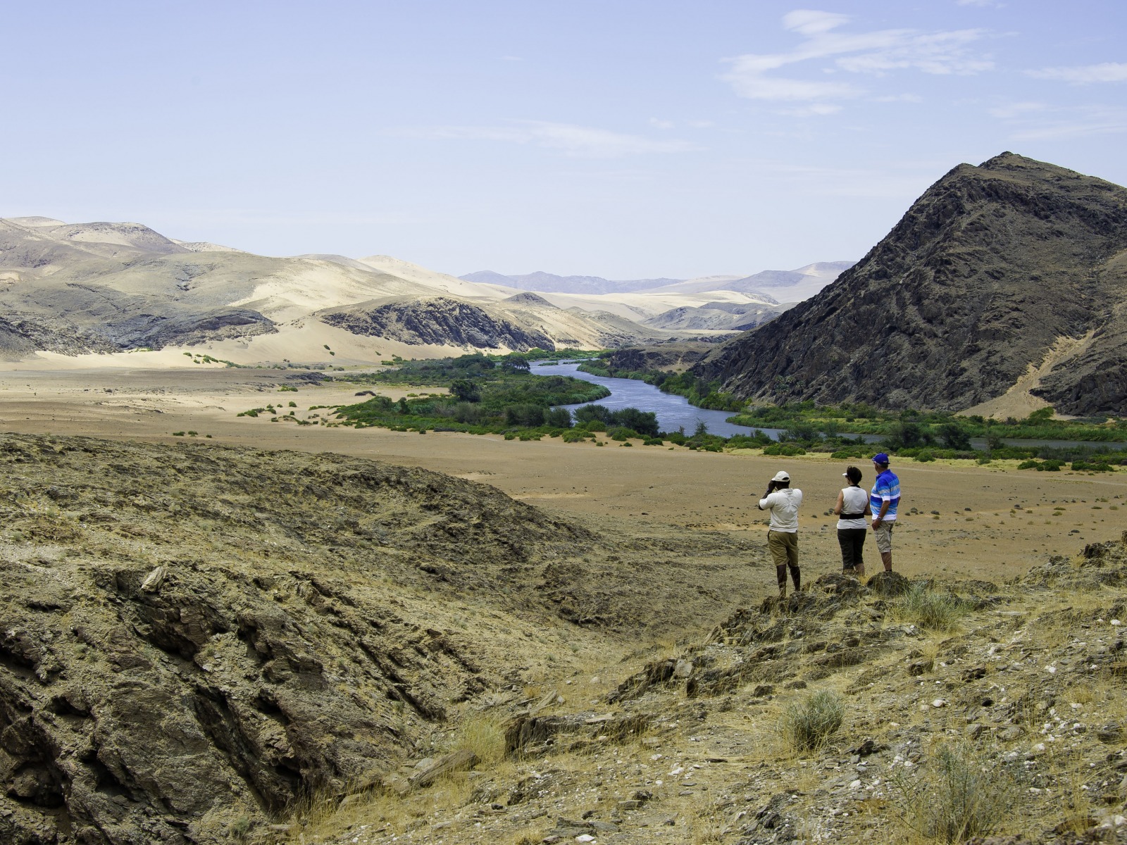 Bootsausflug, Dünen, Hartmann Valley, Hartmann-Tal, Kunene, Kunene River, Namib Desert, Namib-Wüste, Flussblick, Flussufer, Landschaft, Marienfluss, Otinjange River, Ovahimba, Serra Cafema, Serra Cafema Camp, Serra Cafema Lodge