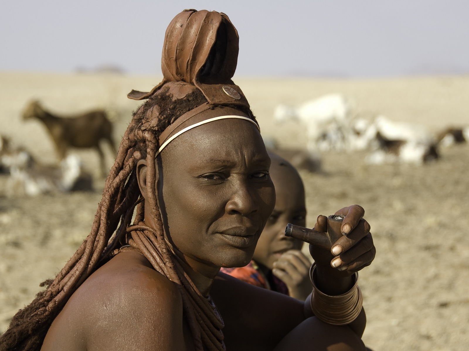 Serra Cafema: Traditionell aufgemachte Himba-Frau