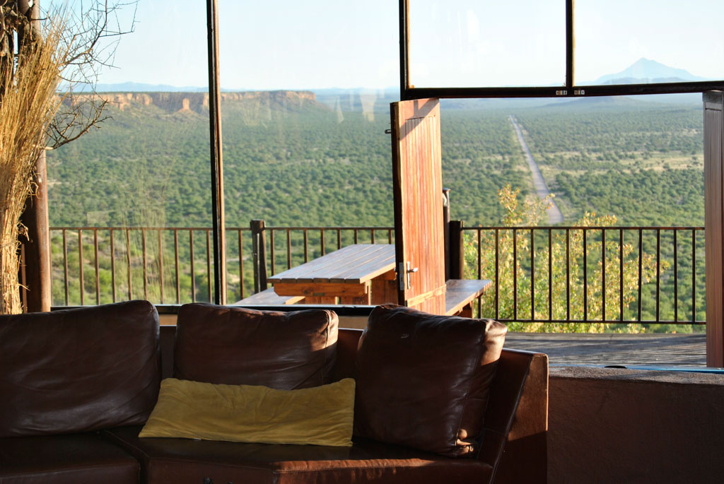 Ugab Terrace Lodge, Landschaft, Lounge, Terrasse, Afrikarma, Afrikarma Safaris, Afrikarma Safaris - Wildnis. Hautnah., Afrikarma.de