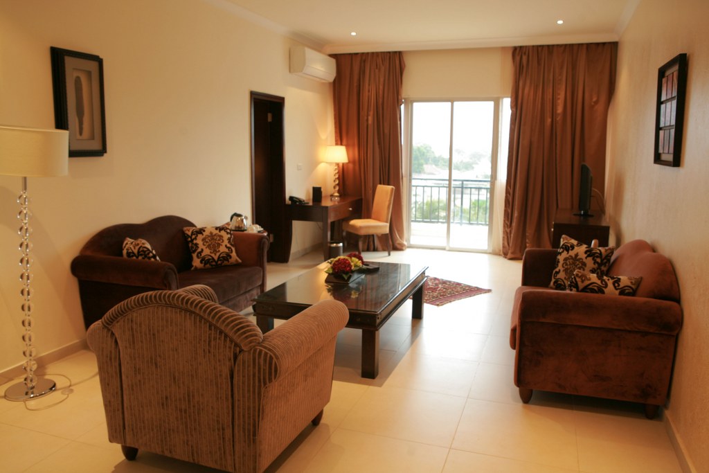 Mikhael's Hotel: Presidential Suite Boutique Hotel, Brazzaville, Mikhael's Hotel, Coffee Table, Lounge, Presidential Suite, Sessel, Sofa, Republik Kongo