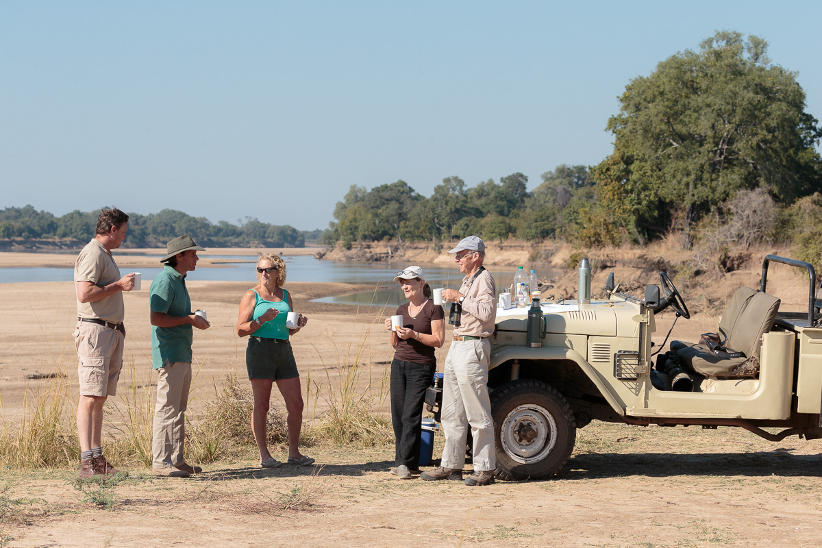 Gavin Opie, Musilashi River, Nkonzi Bush Camp, South Luangwa National Park, Game Drive, Kaffeepause, Walking Safari, Afrikarma, Afrikarma Safaris, Afrikarma Safaris. Wildnis. Hautnah., Afrikarma.de