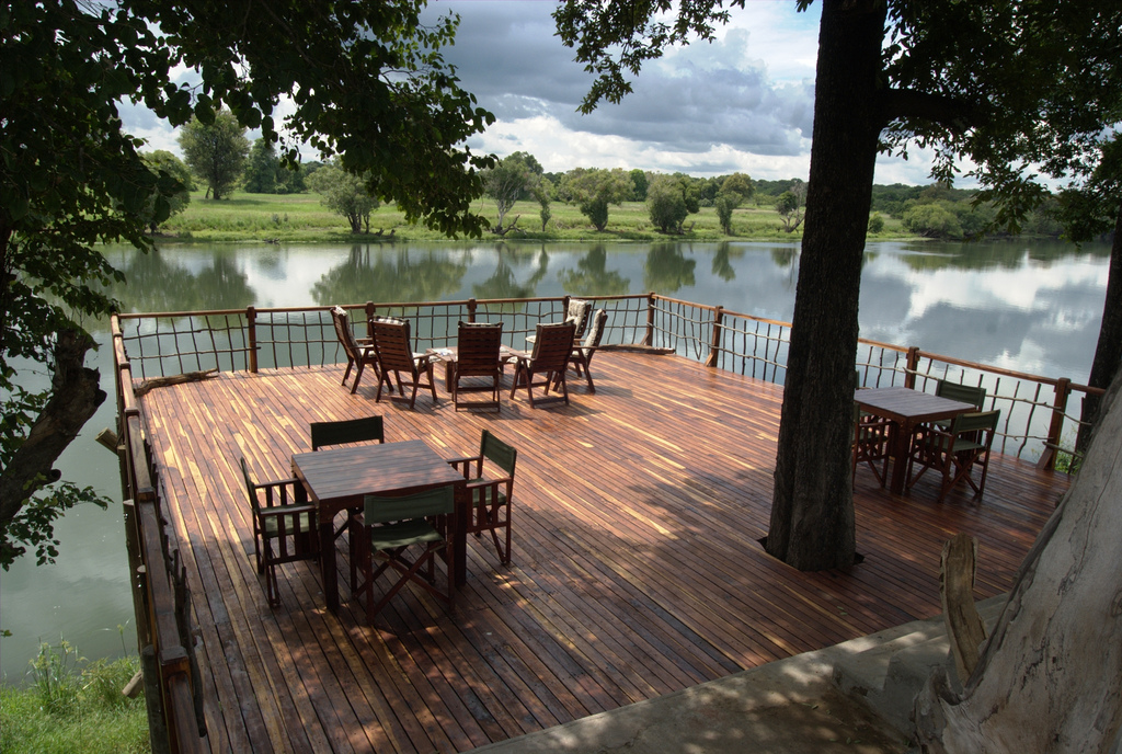 Angeln, Fishing, Game Drive, Jacques Collins, Kafue National Park, Kafue River, Leopard Lodge, Lubungu, Lunga-Lushwishi Game Management Area, Walking Safari, Deck, Flussdeck, Afrikarma, Afrikarma Safaris, Afrikarma Safaris - Wildnis. Hautnah., Afrikarma.de