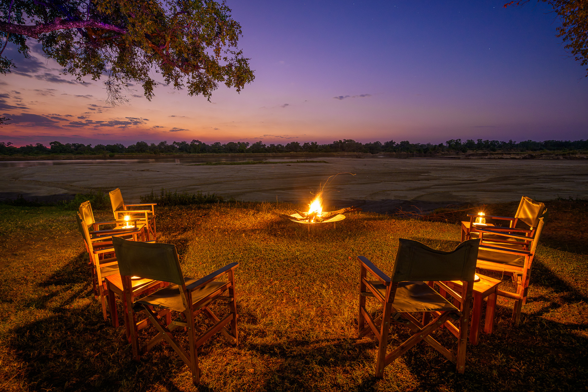 Luangwa River Camp: Lagerfeuer