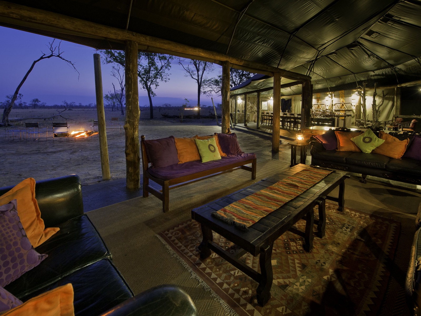 Davison's Camp, Elefanten, Elefantenpopulation, Hwange National Park, Lounge, Speisesaal, Wilderness Safaris