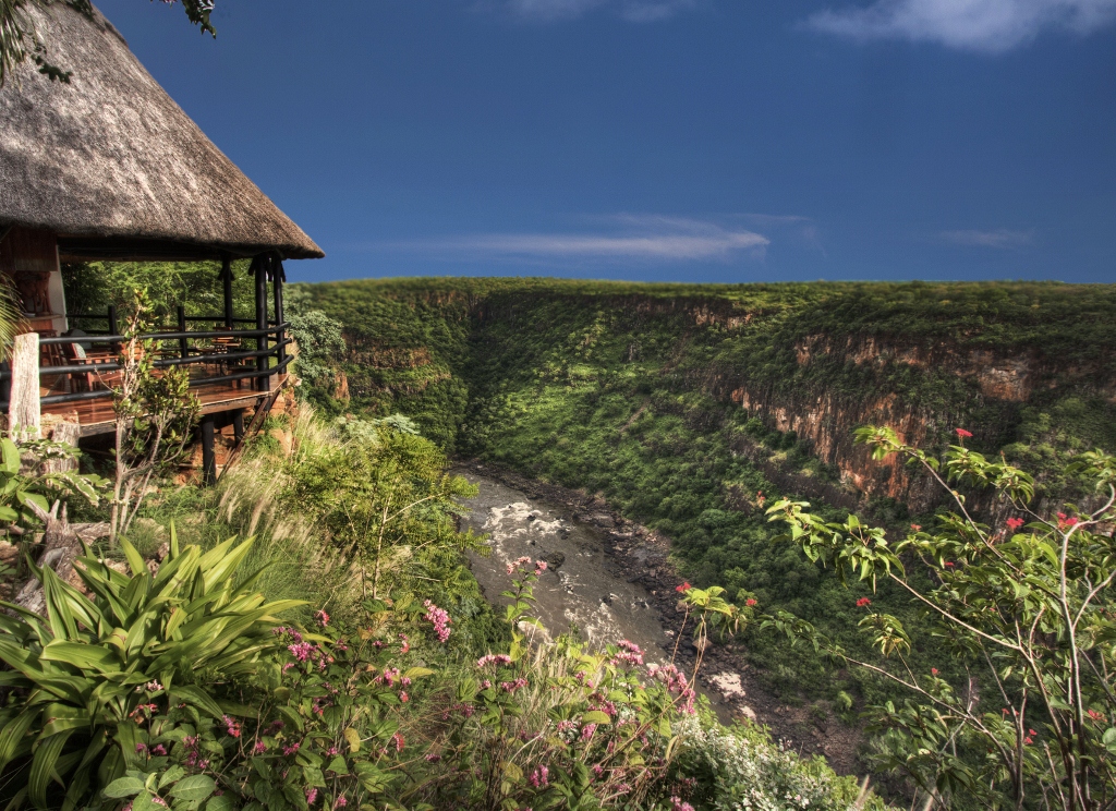 Gorges Lodge, Imvelo, Sambesi, Sambesi-Schlucht, Viktoriafälle, Blick, Panorama, Batoka Gorge, Dibu Dibu, afrikarma, afrikarma Safaris, afrikarma Wildnis hautnah, afrikarma.de