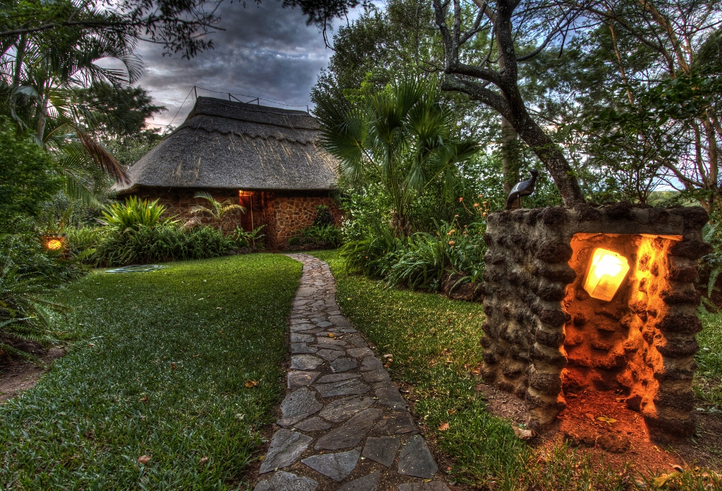 Gorges Lodge, Imvelo, Sambesi, Sambesi-Schlucht, Viktoriafälle, Garten, Gästechalet, Batoka Gorge, Dibu Dibu, afrikarma, afrikarma Safaris, afrikarma Wildnis hautnah, afrikarma.de