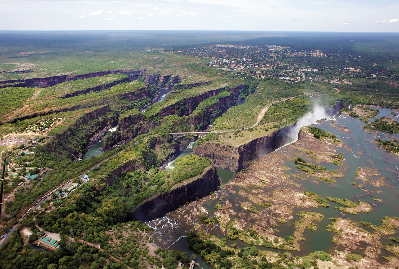 Matetsi Victoria Falls: Viktoriafälle aus der Luft