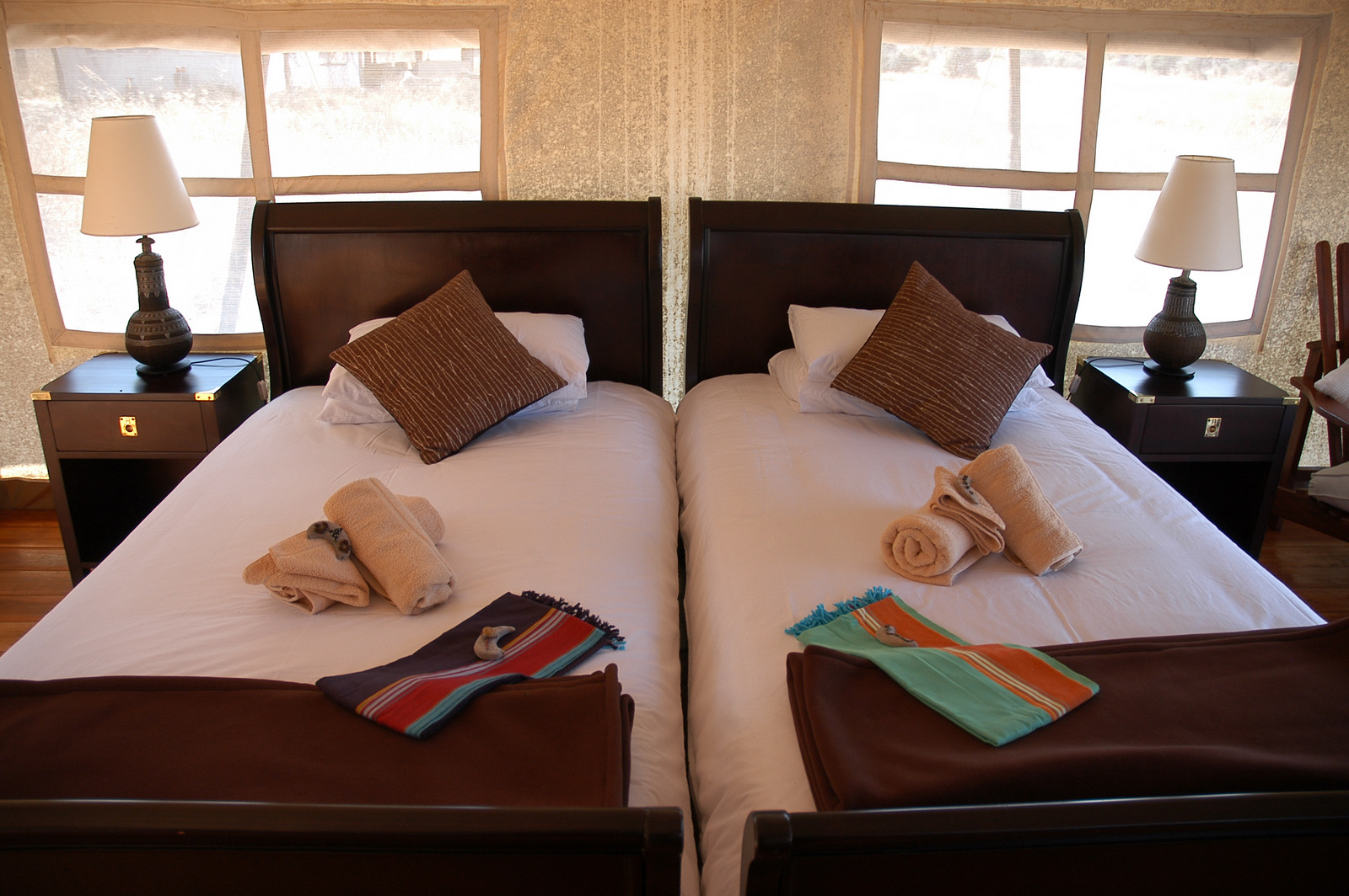 Doppelbett, Elefanten, Gästebett, Gästezelt, Hwange National Park, Somalisa, Somalisa Camp, African Bush Camps, Beks Ndlovu