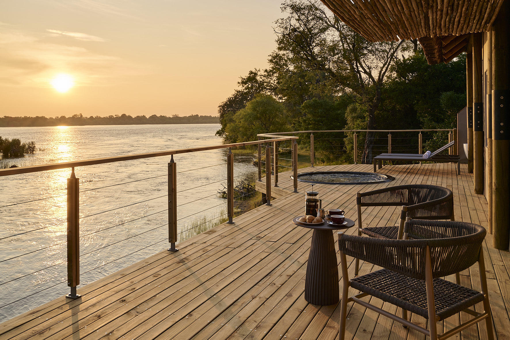 Victoria Falls Rapid View Villa: Die Terrasse mit Bick auf den Zambezi Victoria Falls Rapid View Villa: Die Terrasse mit Blick auf den Zambezi
