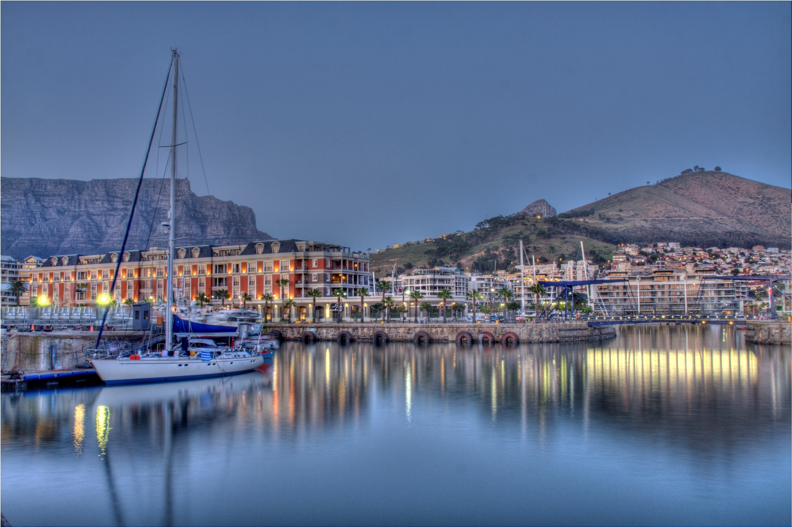 Cape Grace Hotel: Abendstimmung