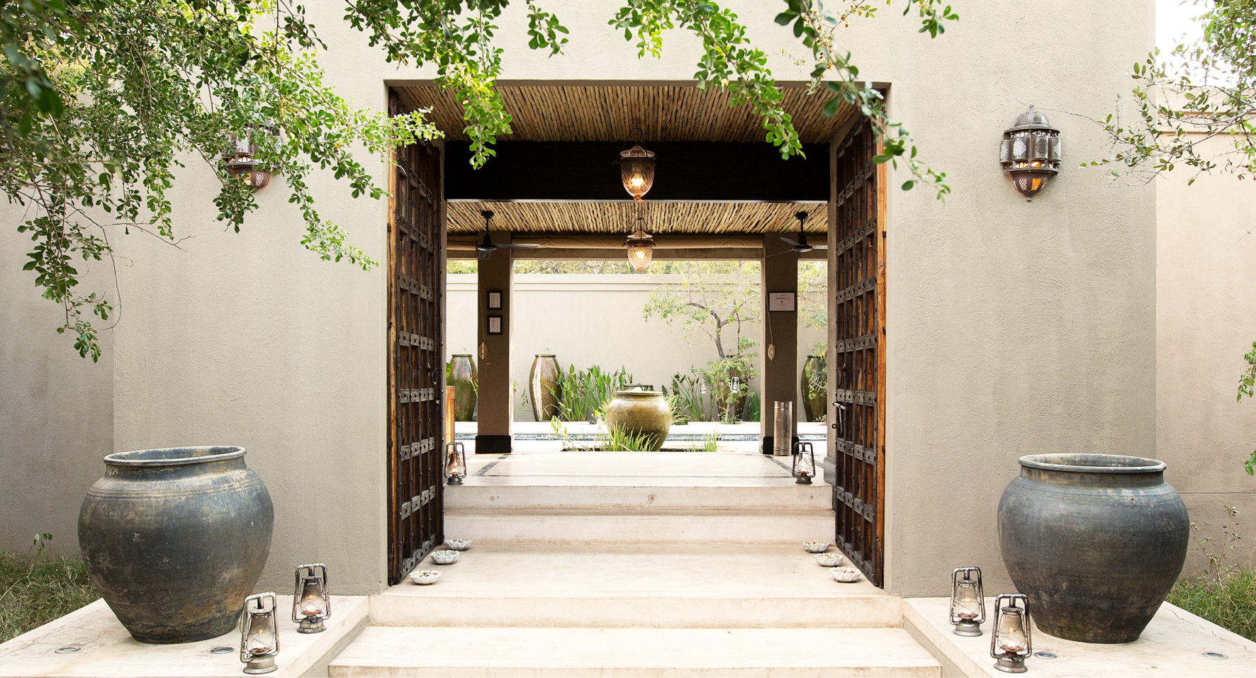 big 5, royal malewane, sabi sands game reserve, südafrika, the royal portfolio, thornybush game reserve, eingangsbereich des spa, afrikarma, afrikarma safaris, afrikarma safaris - wildnis. hautnah., afrikarma.de