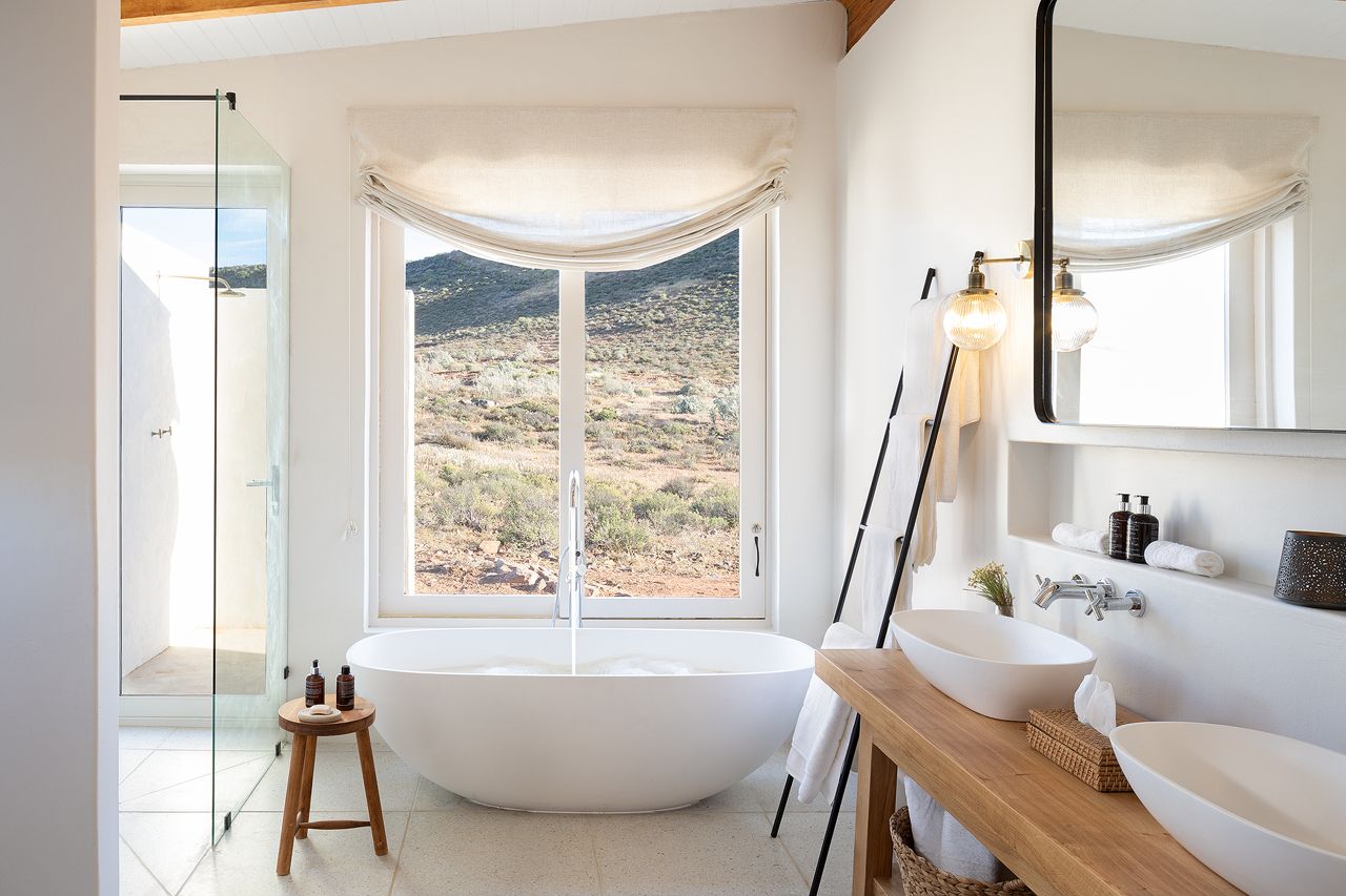 Simbavati Cederberg Ridge Lodge: Das Badezimmer einer Luxury Suite