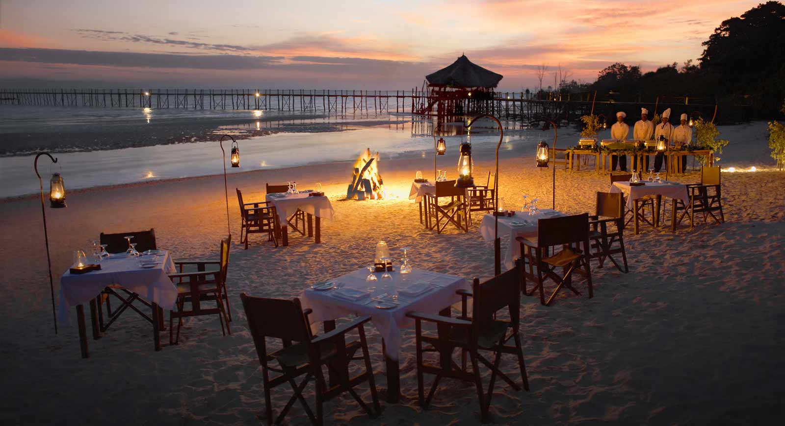 Fundu Lagoon, Pemba, Resort, Abend, Essen, Indik, Lagerfeuer, Meer, Steg, Strand, Tradition, Trinken