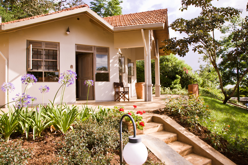 Machweo Wellness Retreat: Außenansicht der Cottage-Suiten machweo, machweo wellness retreat, arusha, arusha nationalpark, axel janssens, janssens, außenansicht, cottage suite, afrikarma, afrikarma safaris, afrikarma safaris - wildnis. hautnah., afrikarma.de