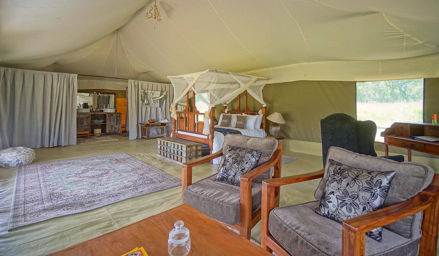 Naona Moru Camp, Nasikia Camps Tanzania, Serengeti Nationalpark, Doppelzimmer, Minilounge, Afrikarma, Afrikarma Safaris, Afrikarma Safaris - Wildnis. Hautnah., afrikarma.de