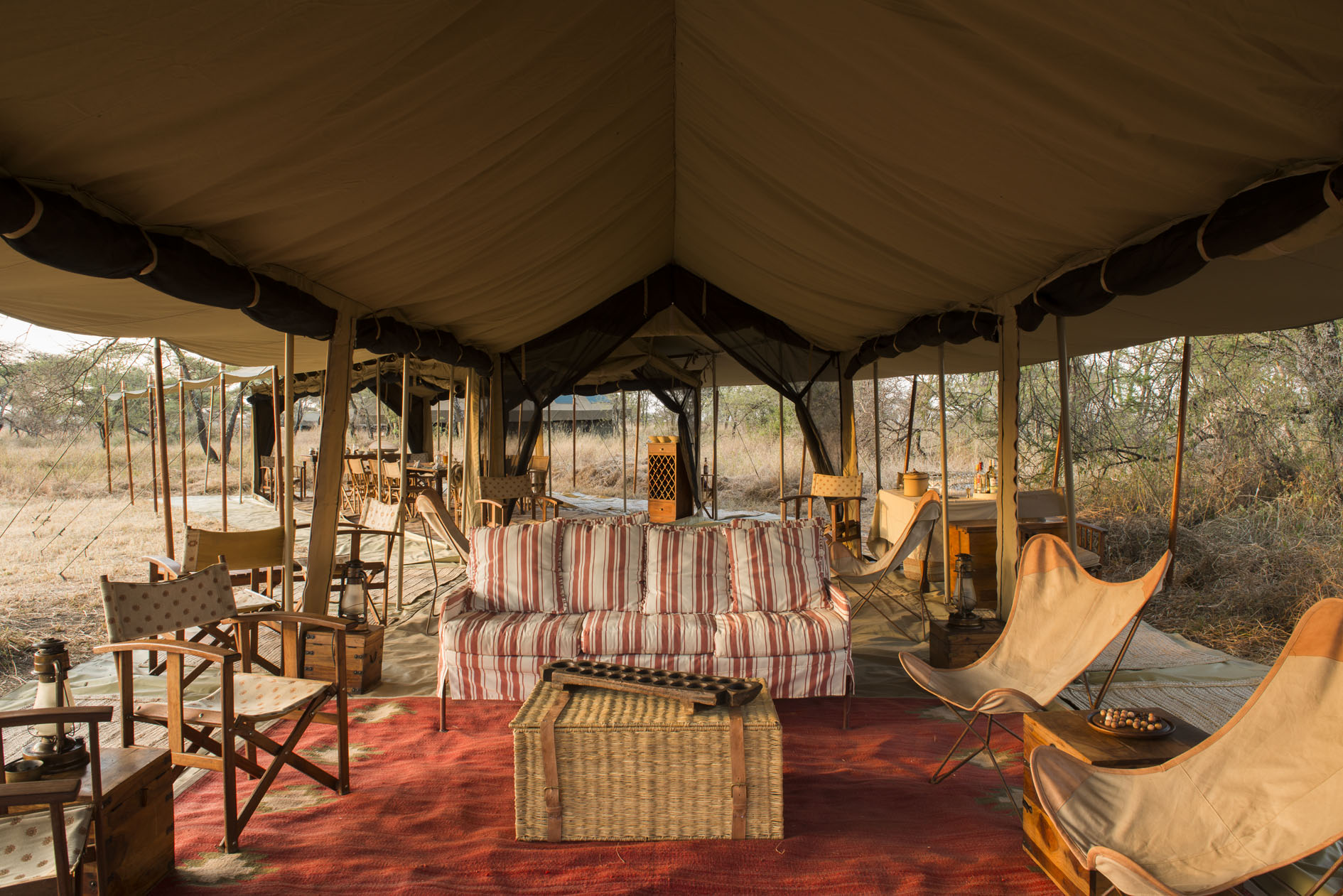 lounge, main area, nomad tanzania serengeti safari camp, serengeti migration safari, serengeti safari camp, serengeti safari camp bilder, serengeti safari camp nomad