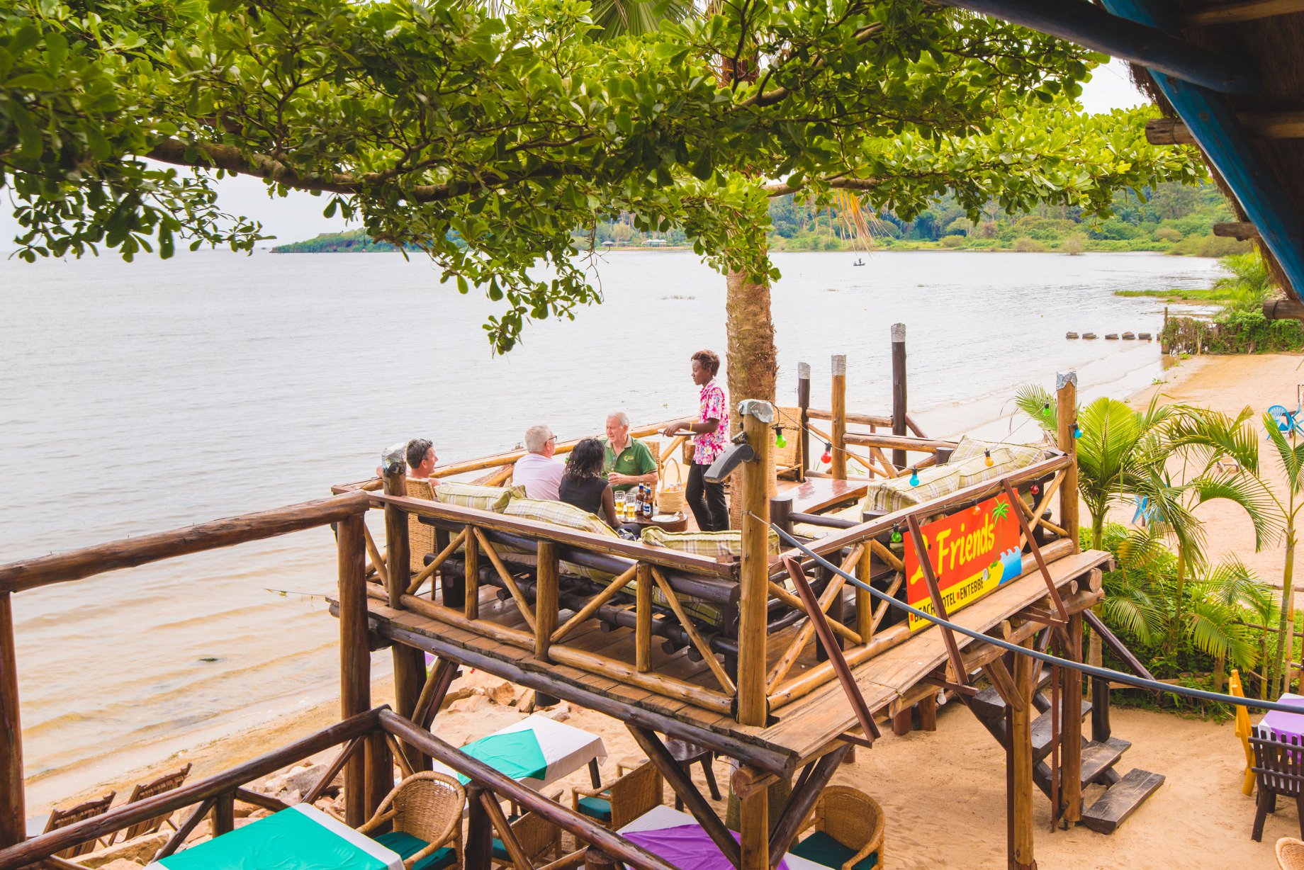 2 Friends Beach Hotel, Lake Victoria, Seeterrasse, Seeufer