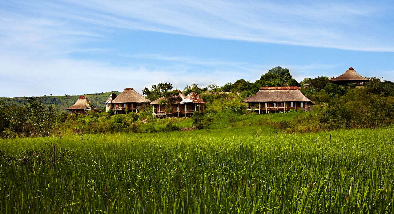 Volcanoes Kyambura Gorge Lodge, Kazinga Channel, Kyambura-Schlucht, Queen Elizabeth National Park, Volcanoes Safaris, Gesamtansicht, Hauptgebäude, Panorama, Afrikarma, Afrikarma Safaris, Afrikarma Safaris - Wildnis. Hautnah., Afrikarma.de