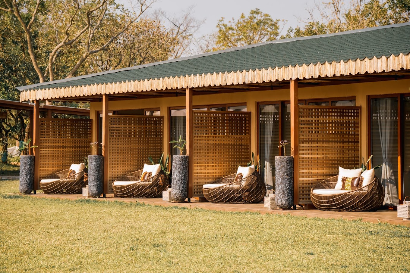 Entikko Safari Lodge: Blick auf die Zimmer