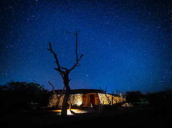 Anderssons At Ongava: Sternenhimmel über einem Chalet Anderssons At Ongava: Sternenhimmel über einem Chalet