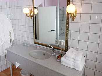 Hotel Eberwein: Waschbecken Hotel Eberwein: Waschbecken