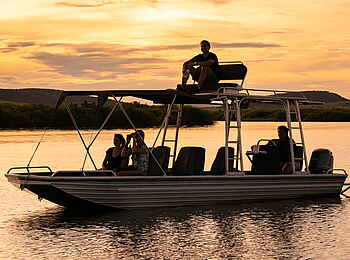 Magashi Camp: Bootstour zum Sonnenuntergang