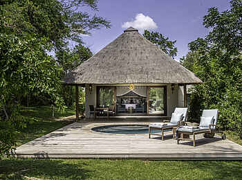 Savanna Lodge: Schlafzimmer der Savanna Suite mit Pool Savanna Lodge: Schlafzimmer der Savanna Suite mit Pool